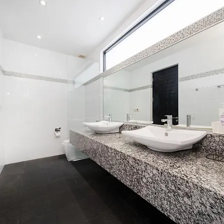 Diamond Villa By Ryan, Boat Avenue Phuket Exterior photo